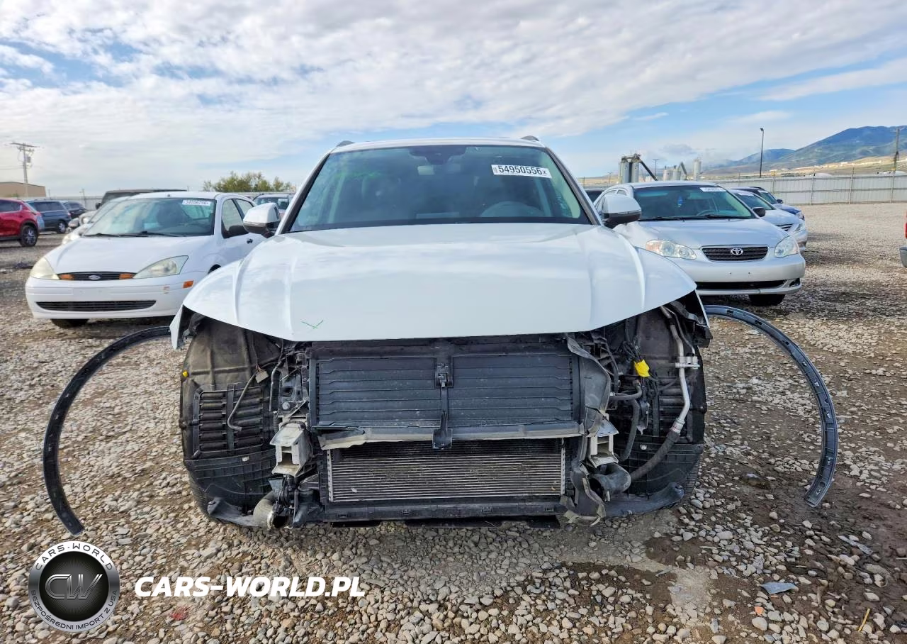 2019 Audi Q5 Premium Plus VIN:WA1BNAFY8K2055990 - 5