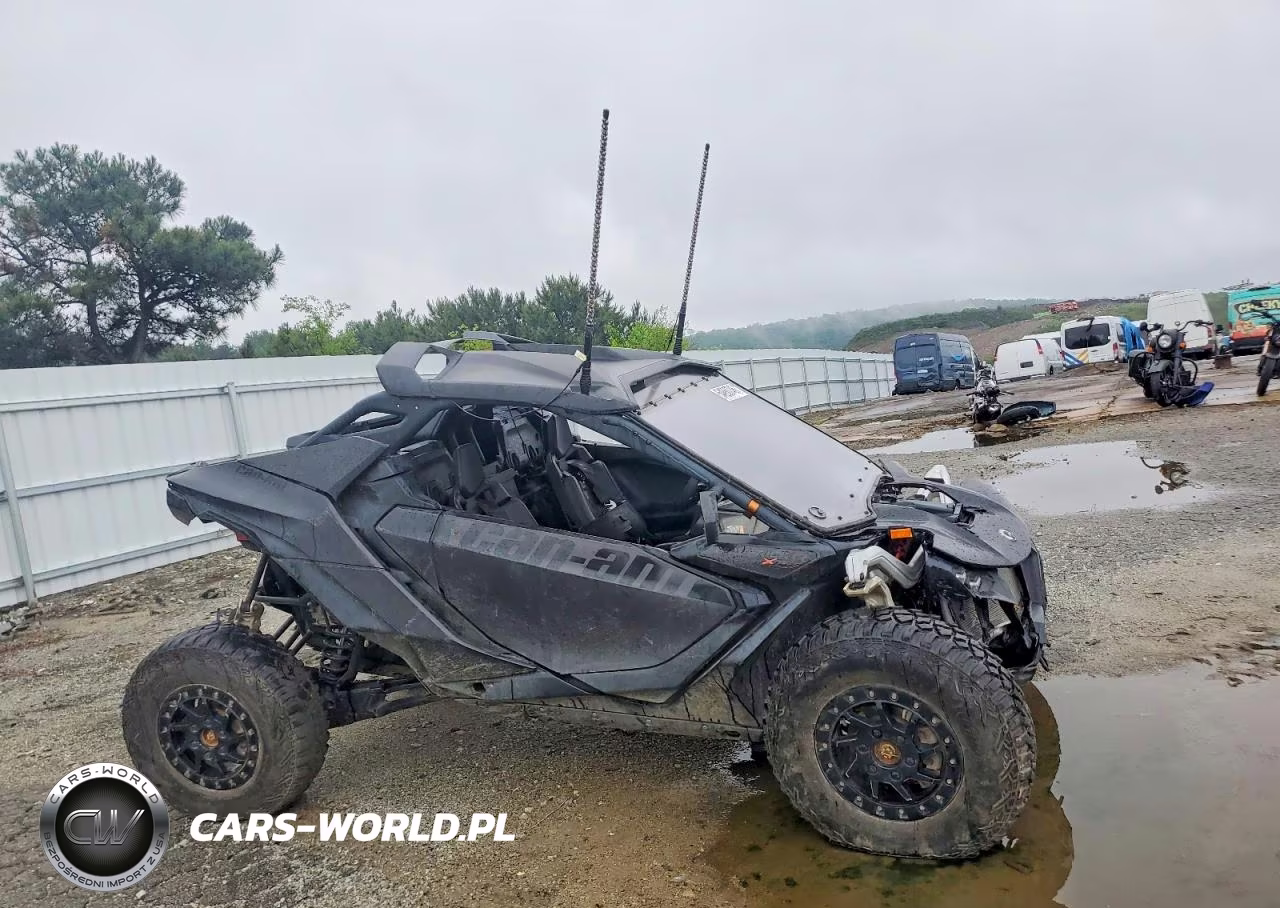 2024 Can-Am Maverick R Utility Vehicle – zdjęcie 1 z 10