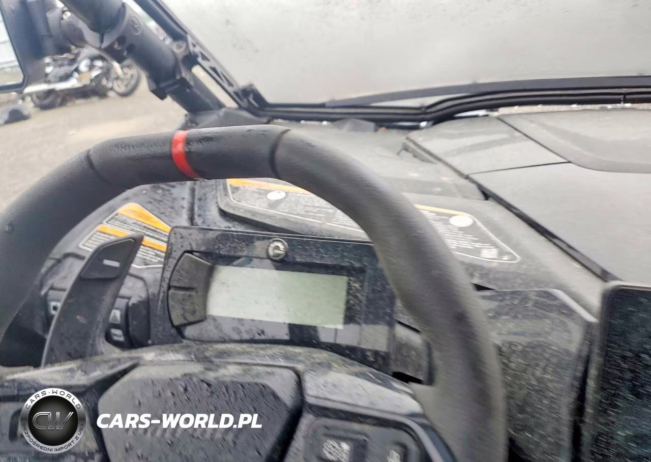 2024 Can-Am Maverick R Utility Vehicle VIN:3JB8XAT47RE005870 - 8