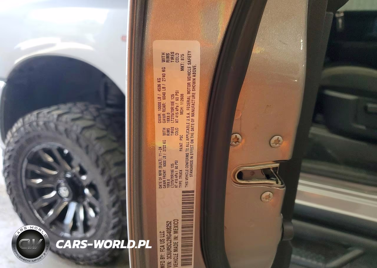 2024 Ram 2500 Tradesman VIN:3C6UR5CL2RG408252 - 12