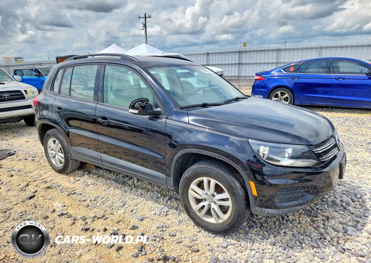 2016 Volkswagen Tiguan S VIN:WVGAV7AX9GW501787 - 4