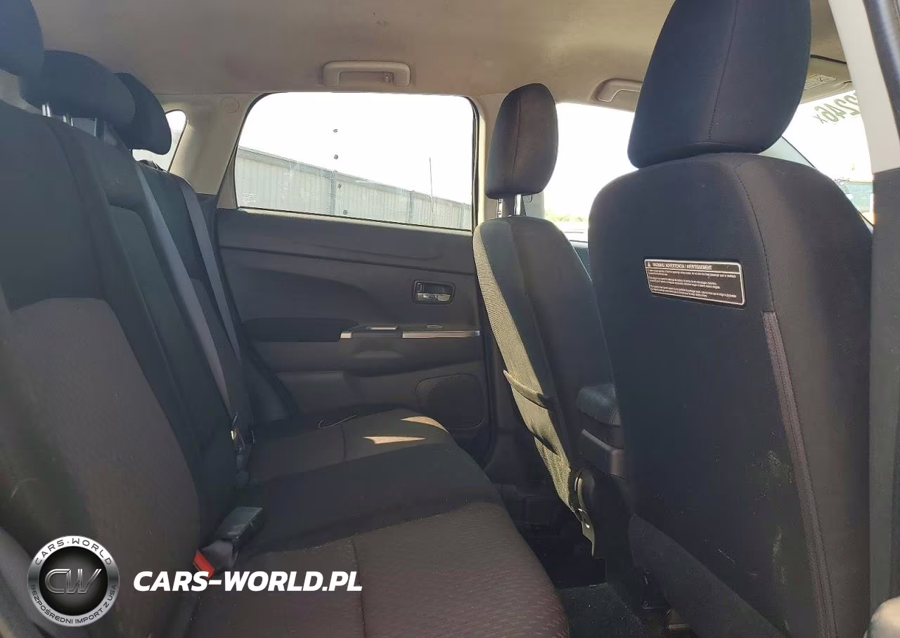 2018 Mitsubishi Outlander Sport Es VIN:JA4AP3AU2JU024792 - 11