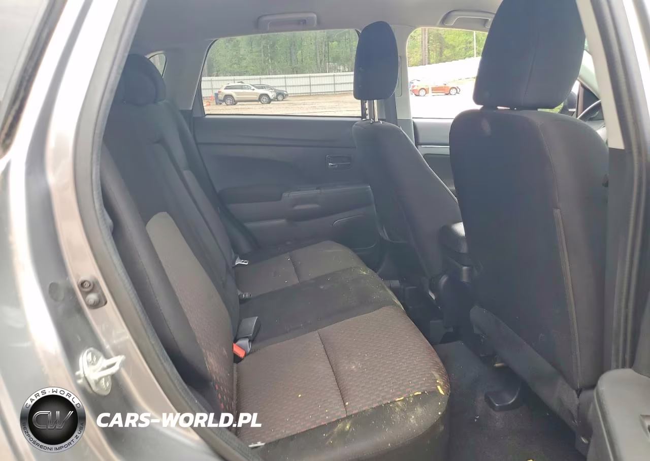 2019 Mitsubishi Outlander Sport Es VIN:JA4AP3AU5KU024710 - 11
