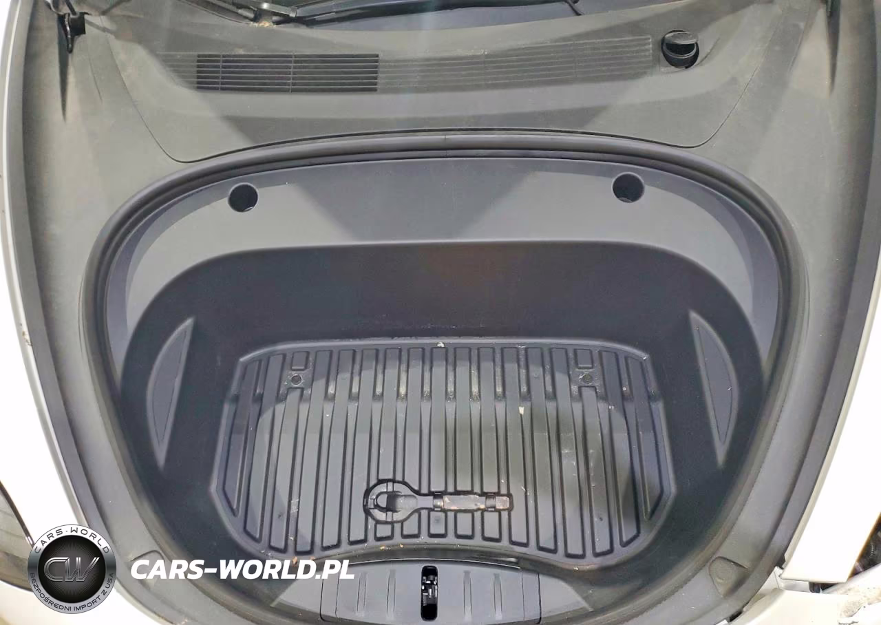 2023 Tesla Model 3 VIN:5YJ3E1EAXPF504170 - 11