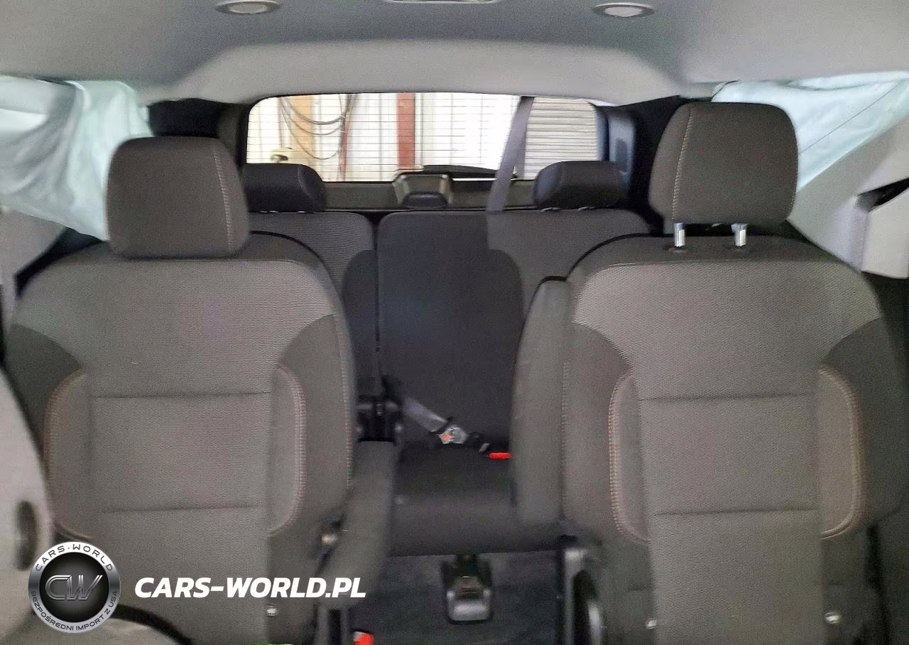 2019 Chevrolet Traverse Lt VIN:1GNERGKWXKJ279256 - 10