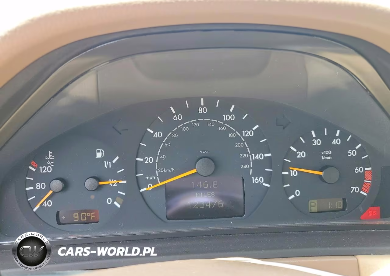 2002 Mercedes-Benz E 320 4Matic VIN:WDBJF82J12X067321 - 9