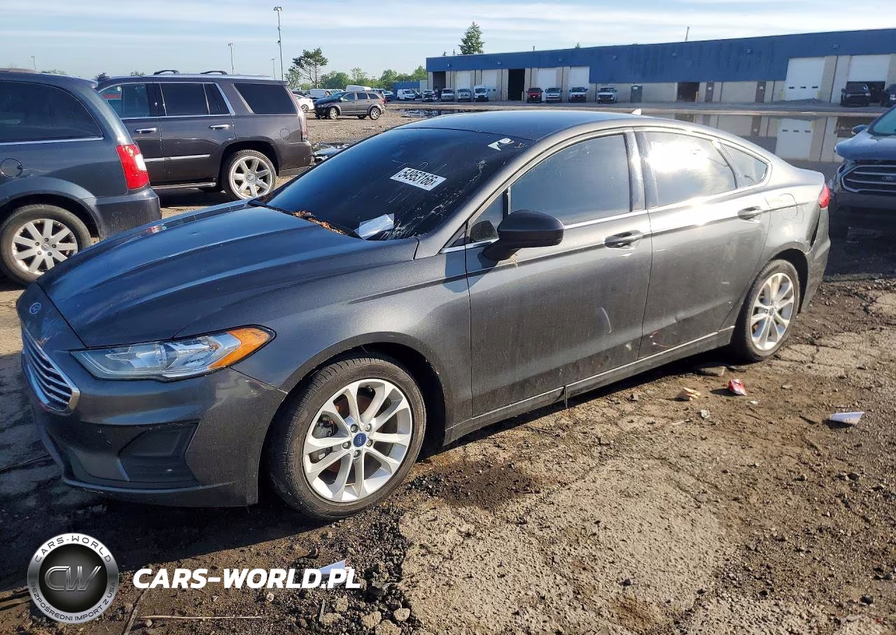 2020 Ford Fusion Se – zdjęcie 1 z 12