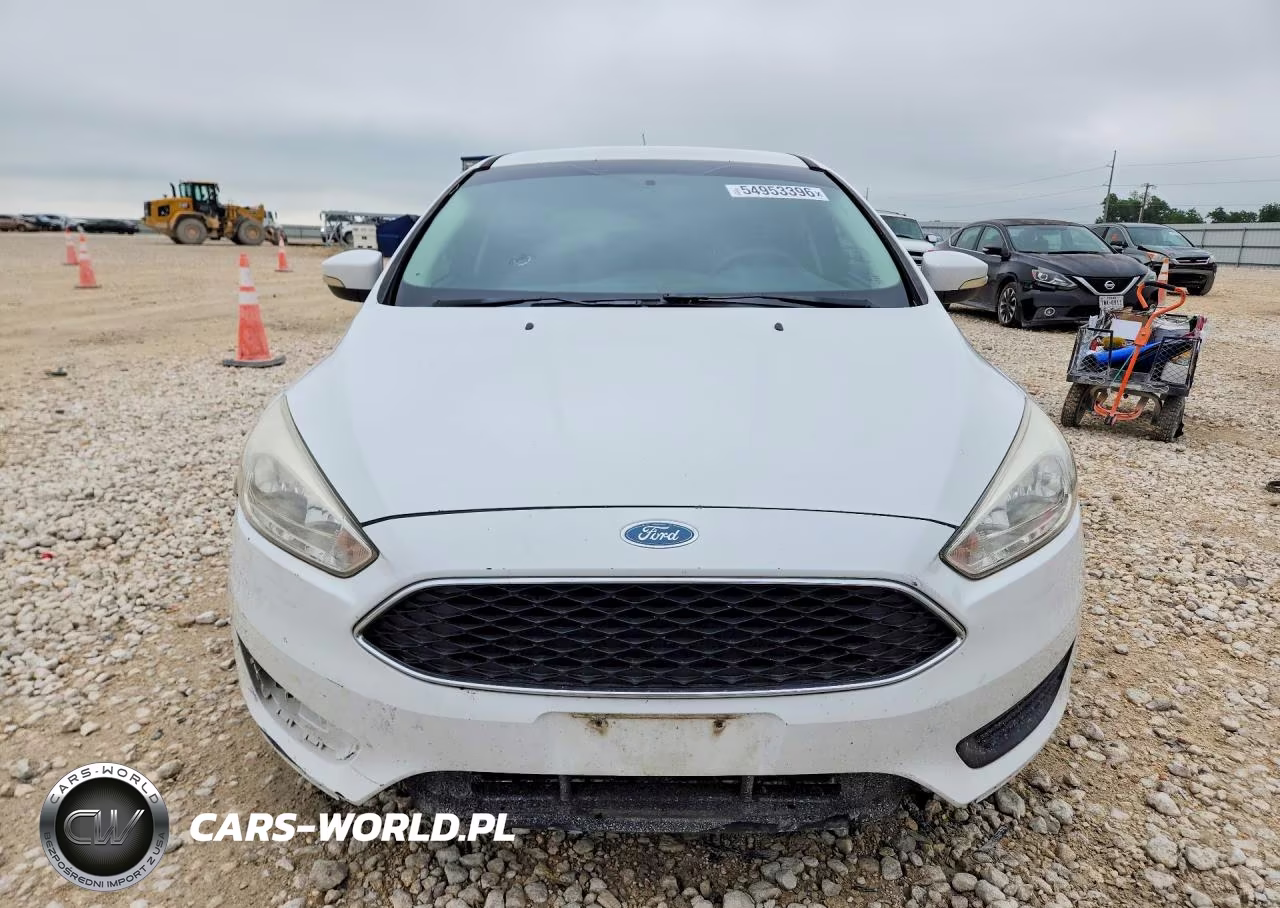 2016 Ford Focus Se VIN:1FADP3K25GL244867 - 5