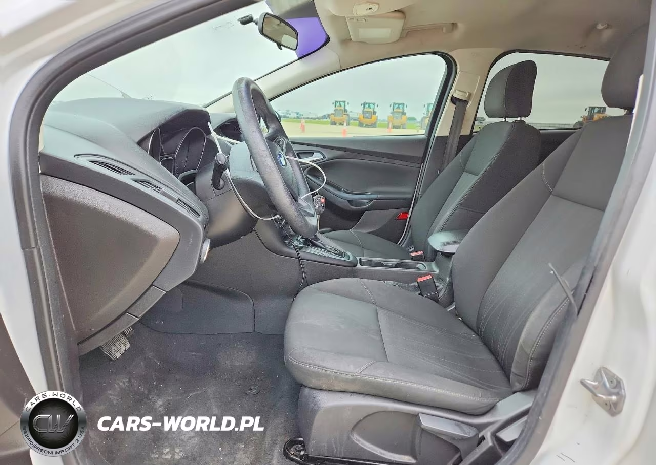 2016 Ford Focus Se VIN:1FADP3K25GL244867 - 7