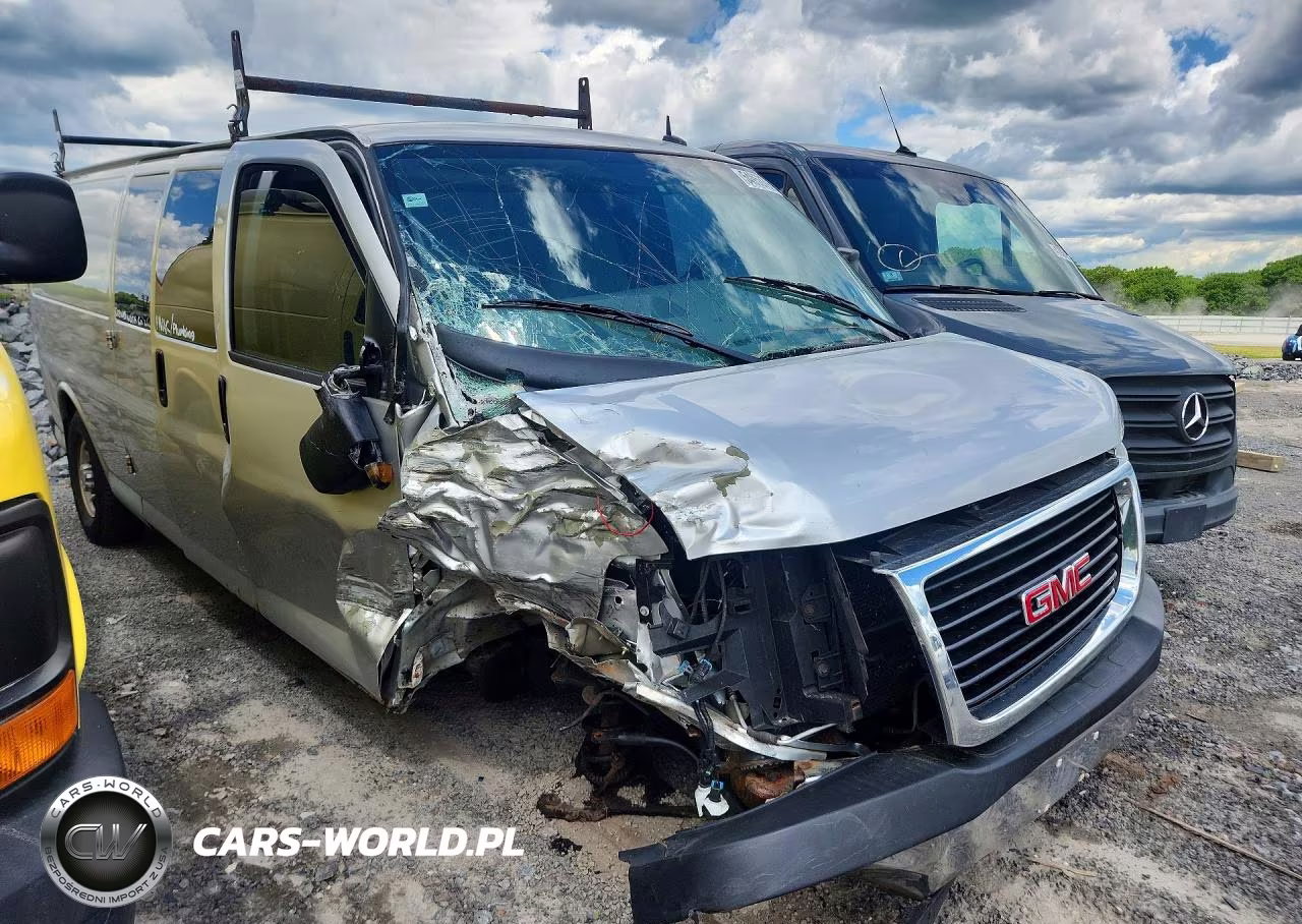 2012 GMC Savana 2500 Cargo Delivery Van VIN:1GTW7GCG7C1124773 - 4
