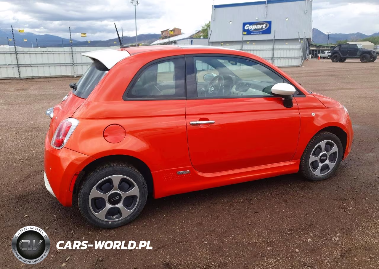 2014 Fiat 500 Electric VIN:3C3CFFGE9ET189715 - 3