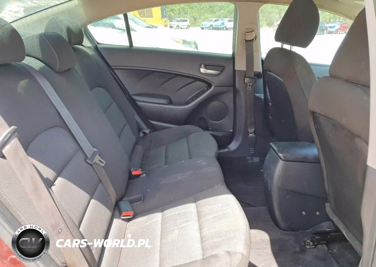 2017 Kia Forte Lx VIN:3KPFK4A7XHE018144 - 10