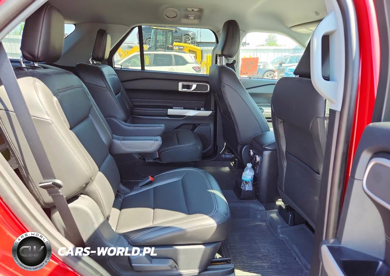 2022 Ford Explorer Xlt VIN:1FMSK8DH1NGA24352 - 11