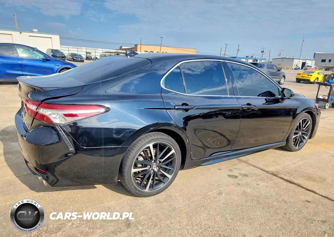 2019 Toyota Camry Xse VIN:4T1B61HK0KU811176 - 3