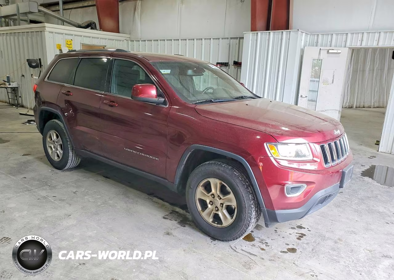 2016 Jeep Grand Cherokee Laredo VIN:1C4RJFAG4GC305061 - 4