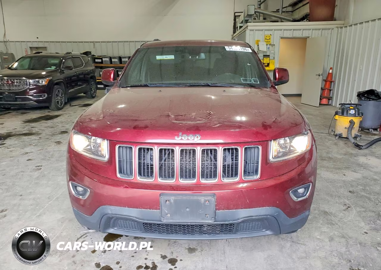 2016 Jeep Grand Cherokee Laredo VIN:1C4RJFAG4GC305061 - 5