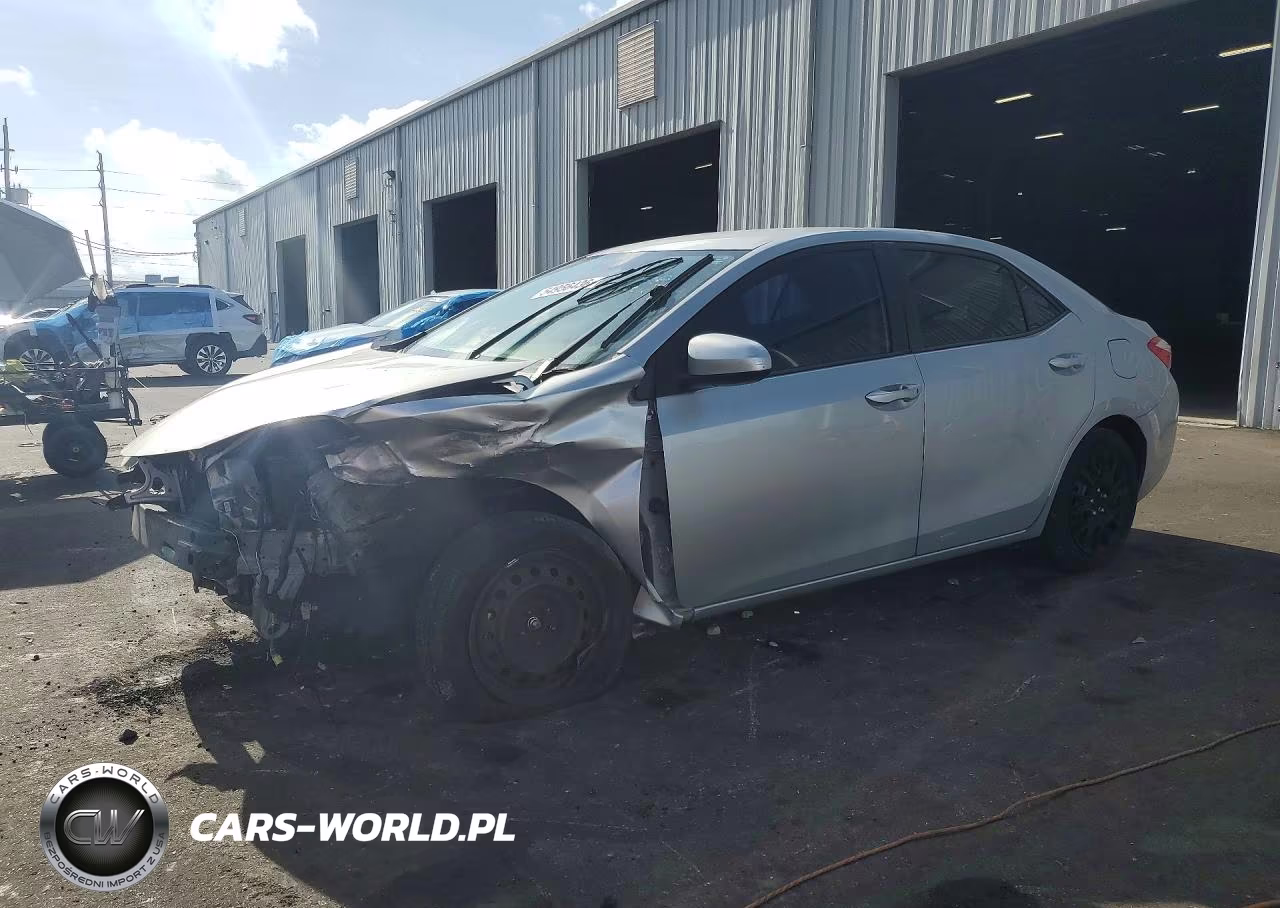 2014 Toyota Corolla Le – zdjęcie 1 z 13