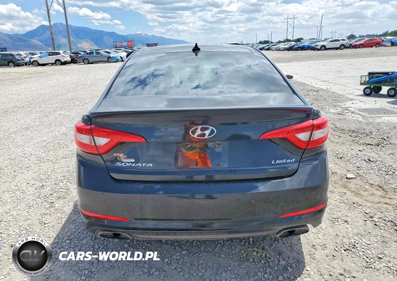 2016 Hyundai Sonata Limited VIN:5NPE34AF7GH366980 - 6