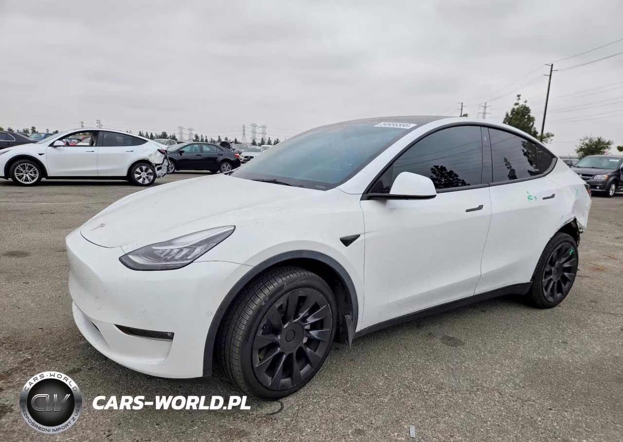 2021 Tesla Model Y – zdjęcie 1 z 13