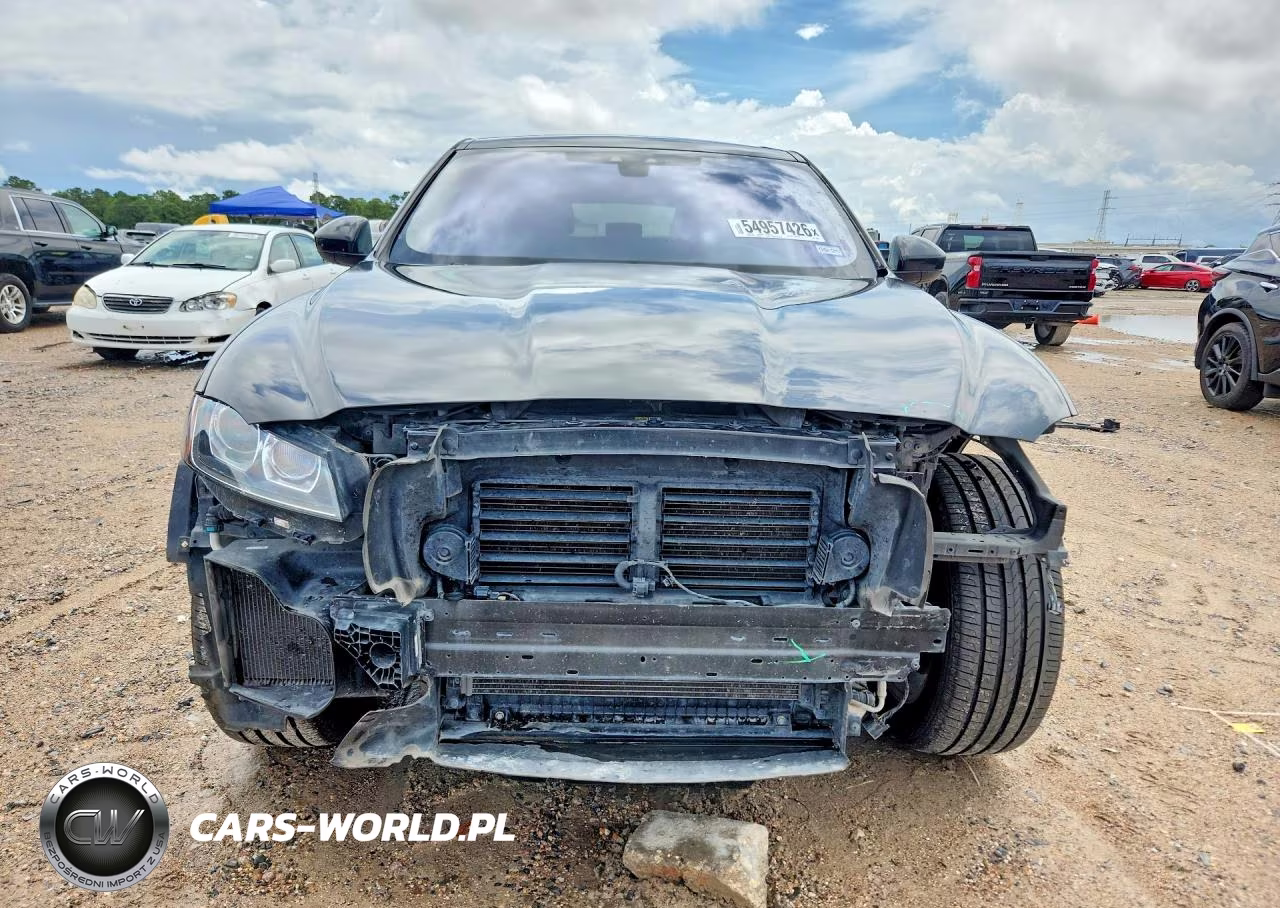 2019 Jaguar F-Pace Prestige VIN:SADCK2GX9KA390488 - 5