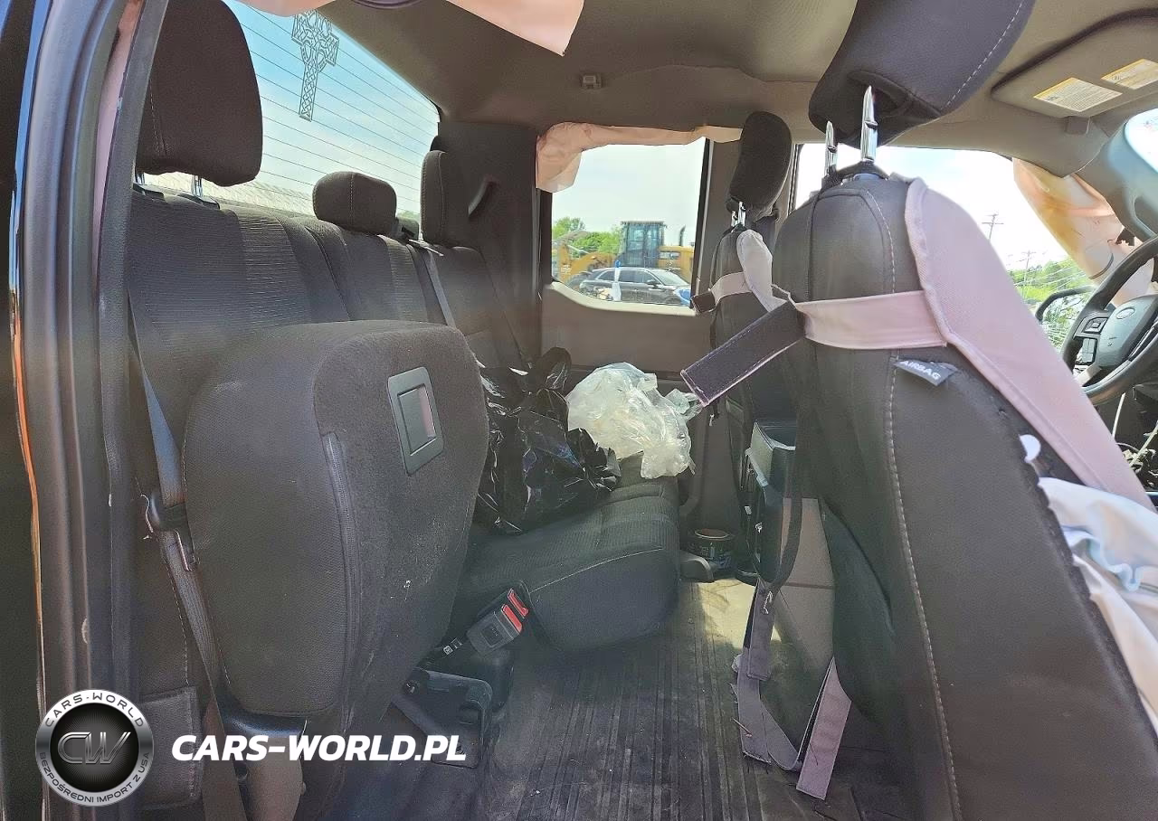 2018 Ford F150 Super Cab VIN:1FTEX1EP1JFD92594 - 10