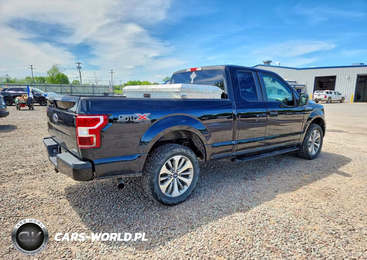 2018 Ford F150 Super Cab VIN:1FTEX1EP1JFD92594 - 3