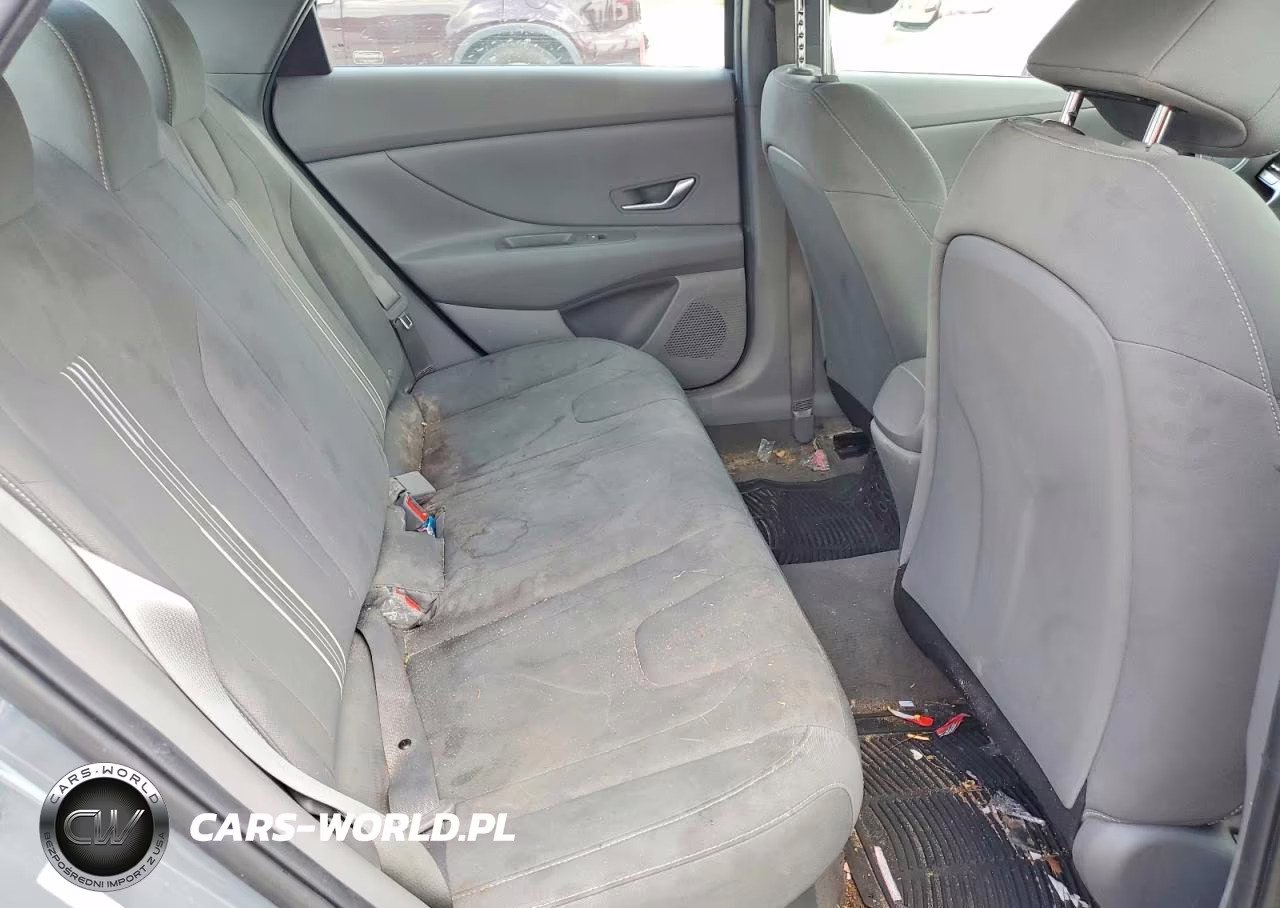 2022 Hyundai Elantra Blue VIN:KMHLM4AJXNU028903 - 10