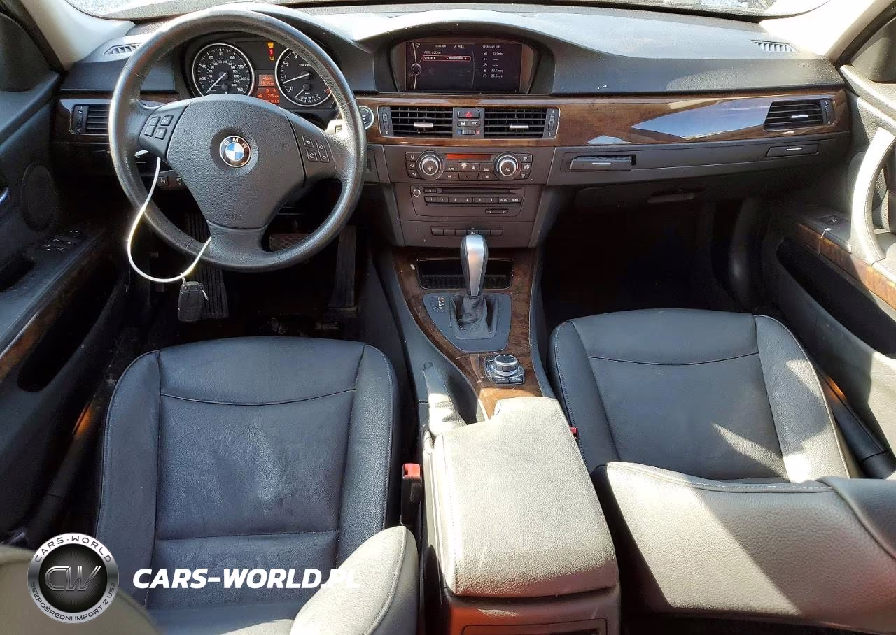 2010 BMW 328 Xi VIN:WBAPK7C50AA460793 - 8
