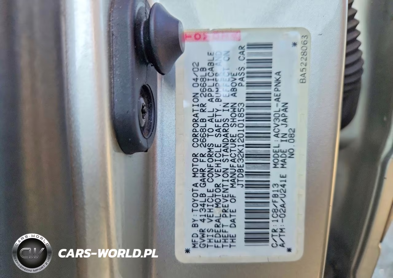 2002 Toyota Camry Le VIN:JTDBE32K120101853 - 12