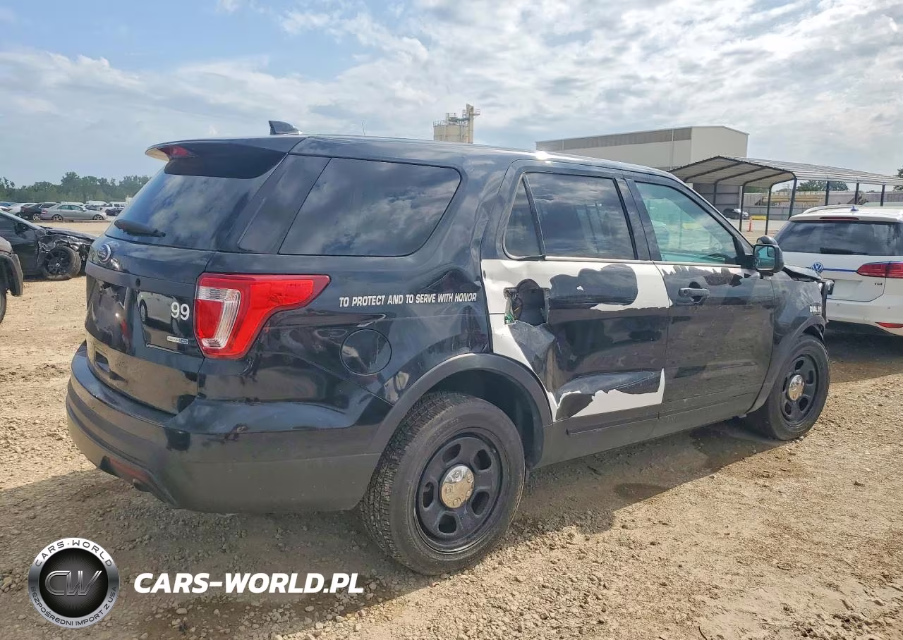 2017 Ford Explorer Police Interceptor VIN:1FM5K8ARXHGC86465 - 3