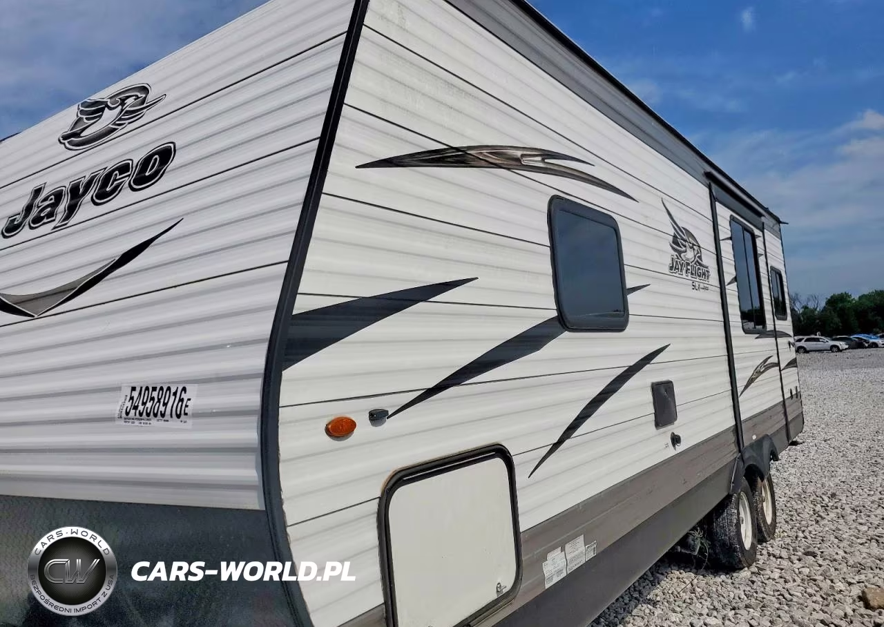 2018 Jayco Jay Flight Slx Camper VIN:1UJBJ0BN5J17U0377 - 9