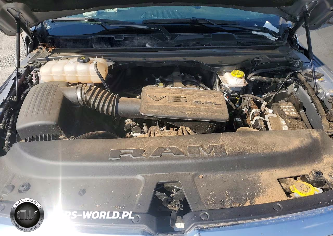 2025 Ram 1500 Big Horn VIN:1C6RREFG2SN570013 - 11