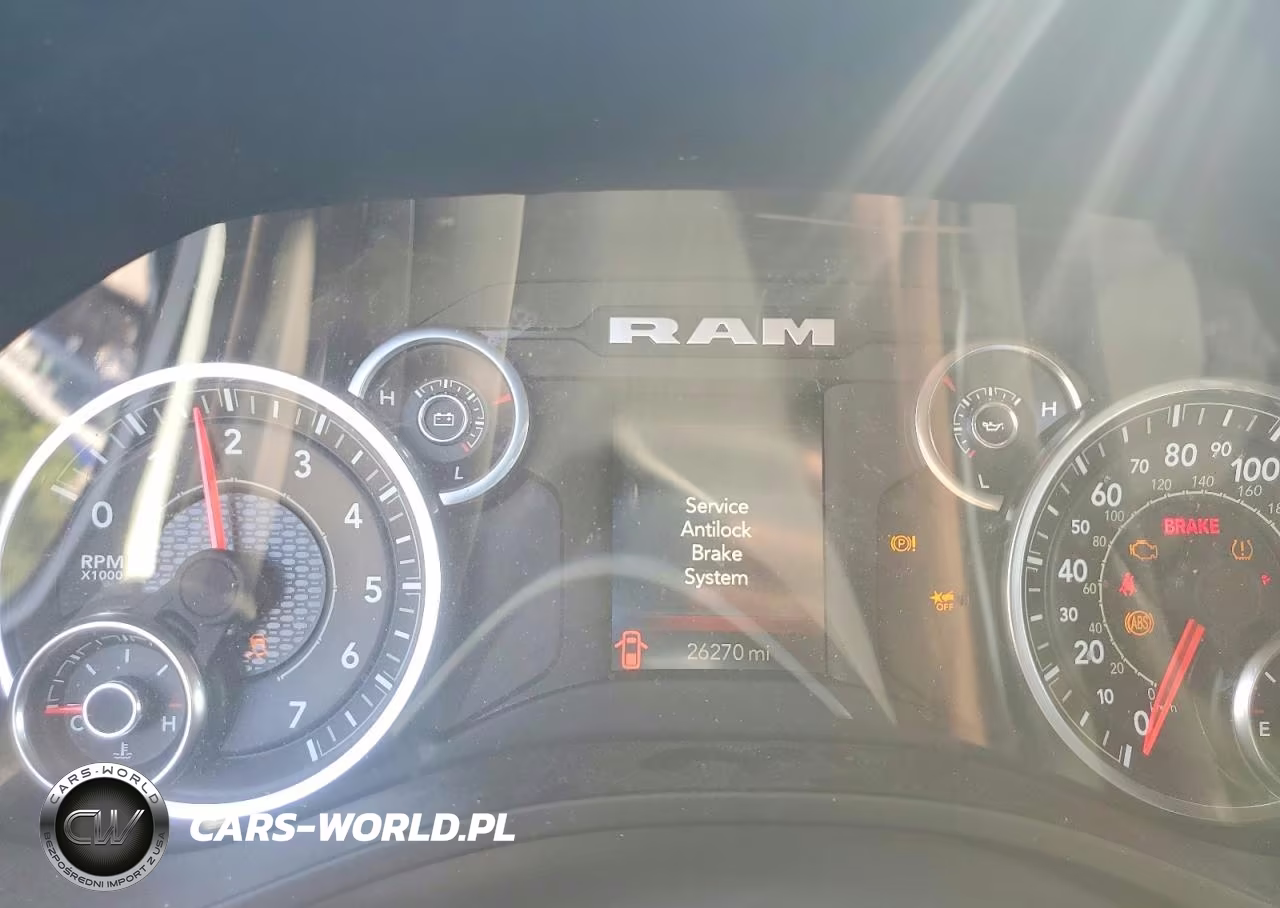 2025 Ram 1500 Big Horn VIN:1C6RREFG2SN570013 - 9