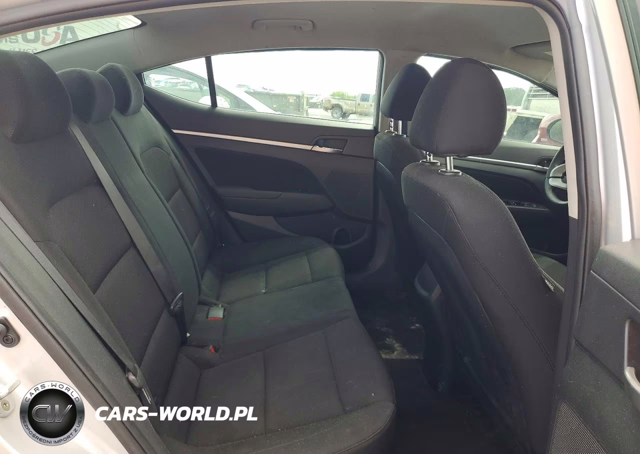 2019 Hyundai Elantra Sel VIN:5NPD84LF2KH415084 - 10