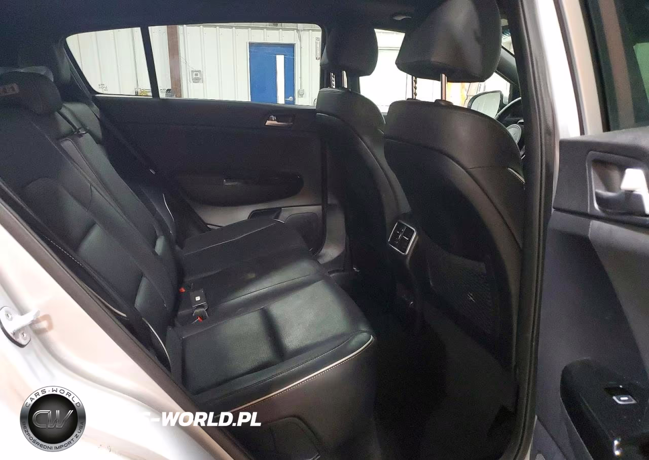 2020 Kia Sportage Sx VIN:KNDPRCA60L7674878 - 11