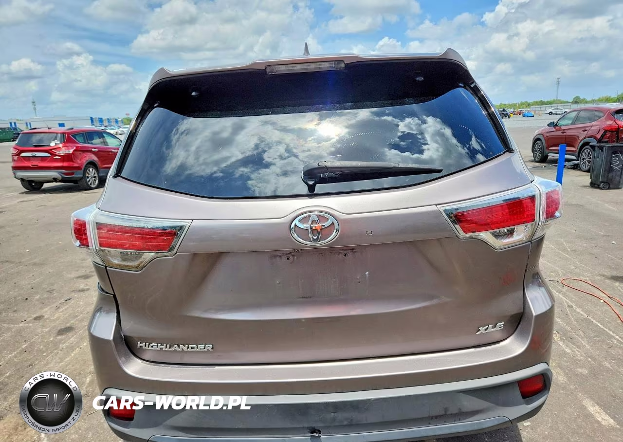 2015 Toyota Highlander Xle VIN:5TDKKRFH7FS046872 - 6