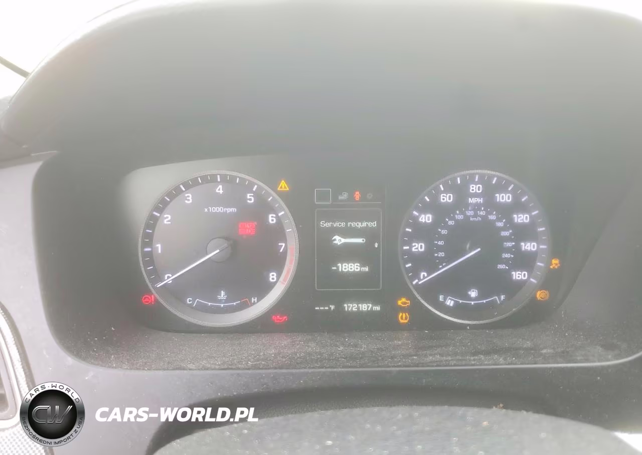2015 Hyundai Sonata Sport VIN:5NPE34AF0FH103969 - 9