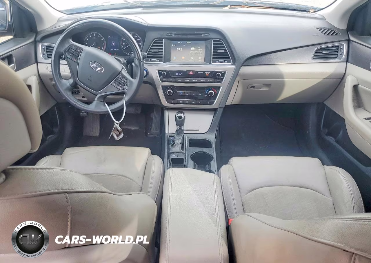 2017 Hyundai Sonata Sport VIN:5NPE34AF2HH443241 - 8
