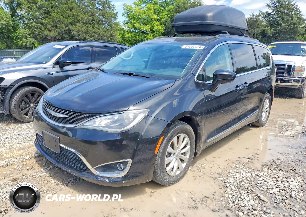 2017 Chrysler Pacifica Touring L