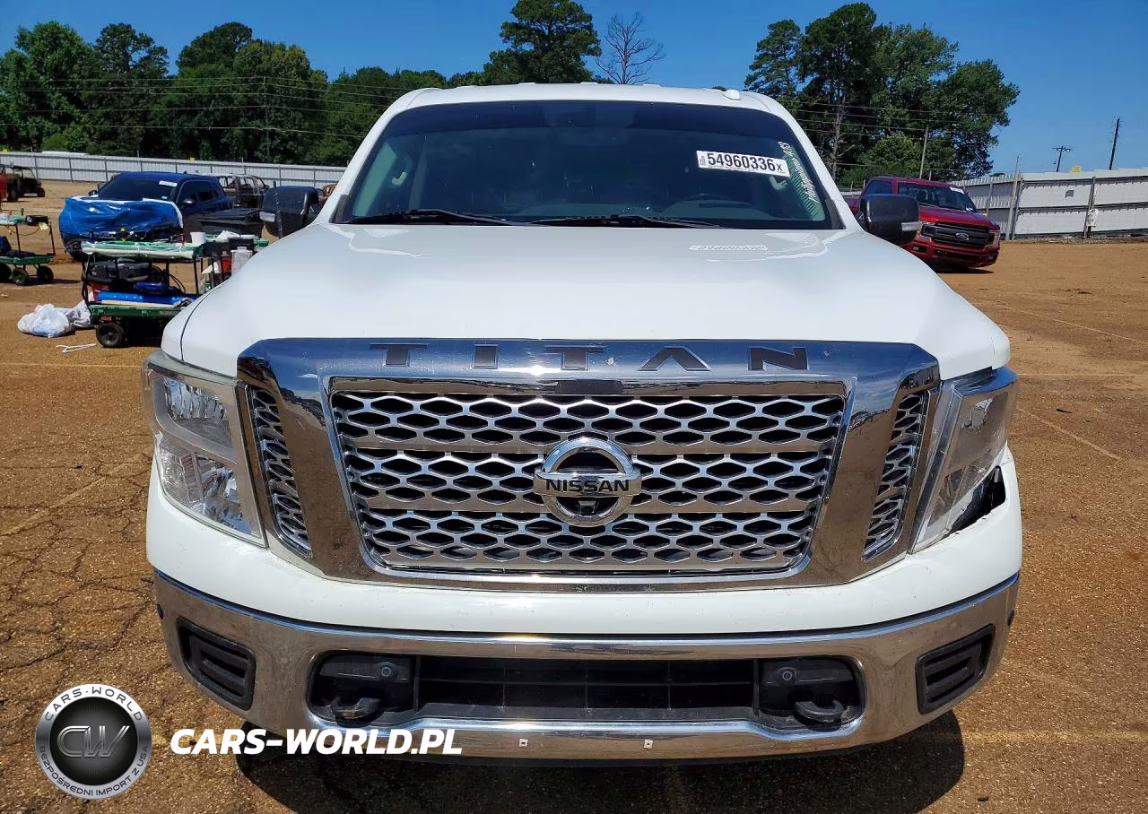 2018 Nissan Titan VIN:1N6AA1E57JN539888 - 5