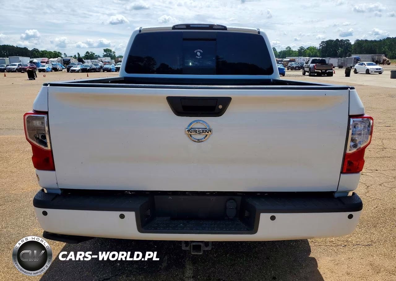 2018 Nissan Titan VIN:1N6AA1E57JN539888 - 6