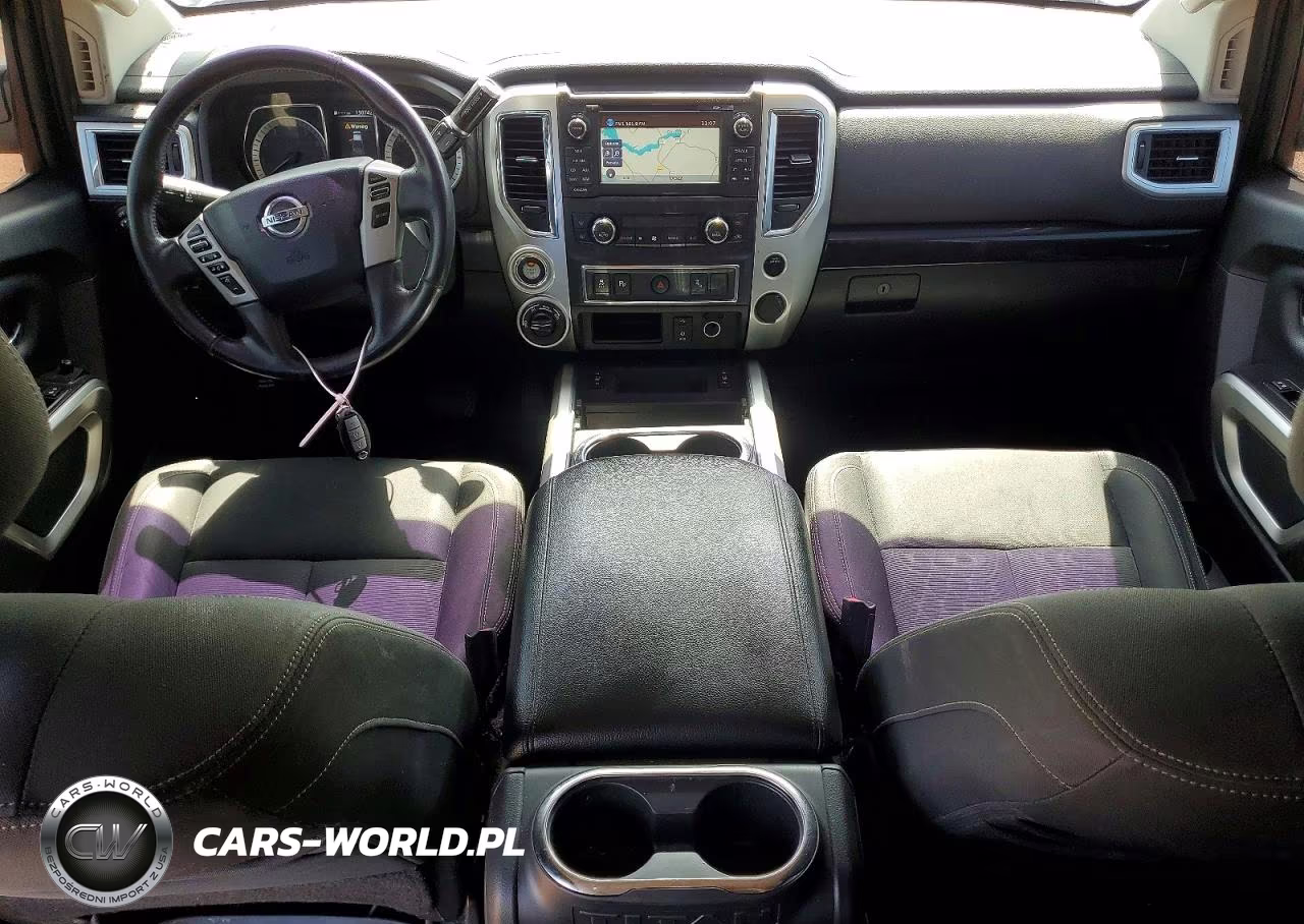 2018 Nissan Titan VIN:1N6AA1E57JN539888 - 8