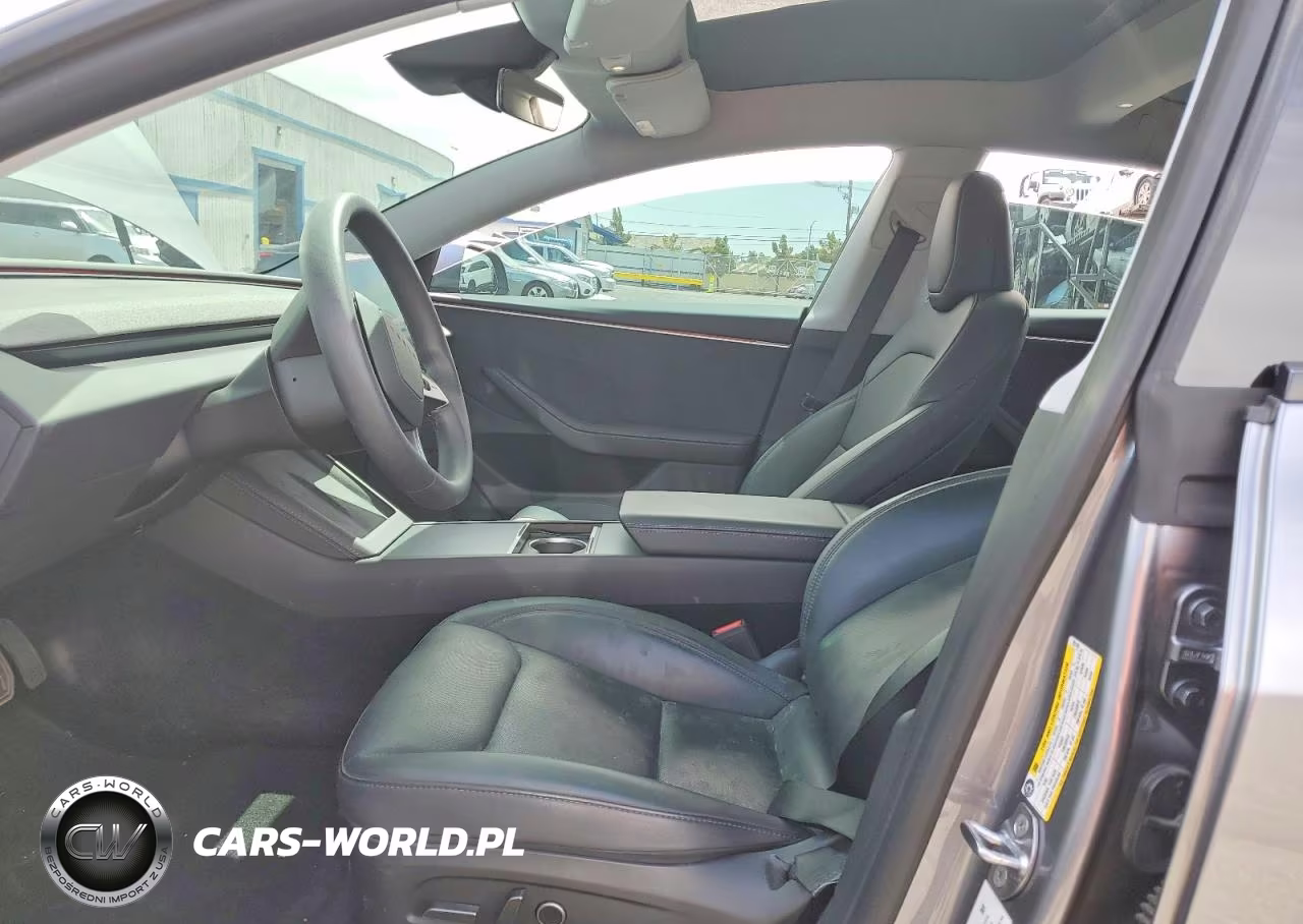 2025 Tesla Model 3 VIN:5YJ3E1EB1SF937183 - 7