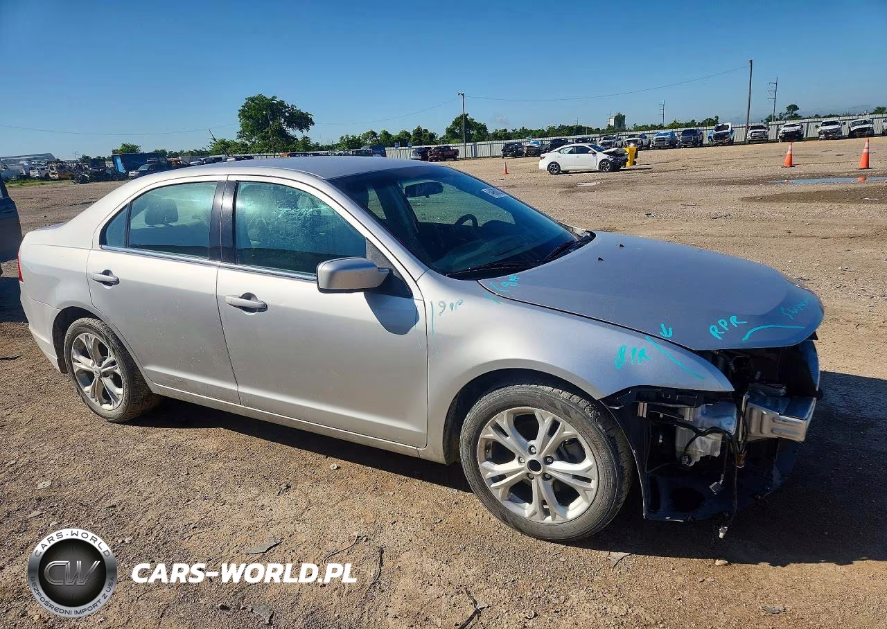 2012 Ford Fusion Se VIN:3FAHP0HA2CR414340 - 4