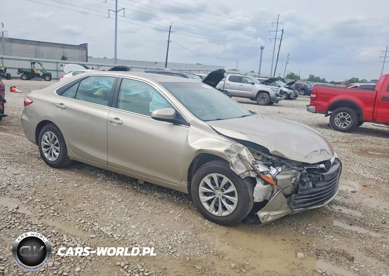 2016 Toyota Camry Le VIN:4T4BF1FK7GR537930 - 4
