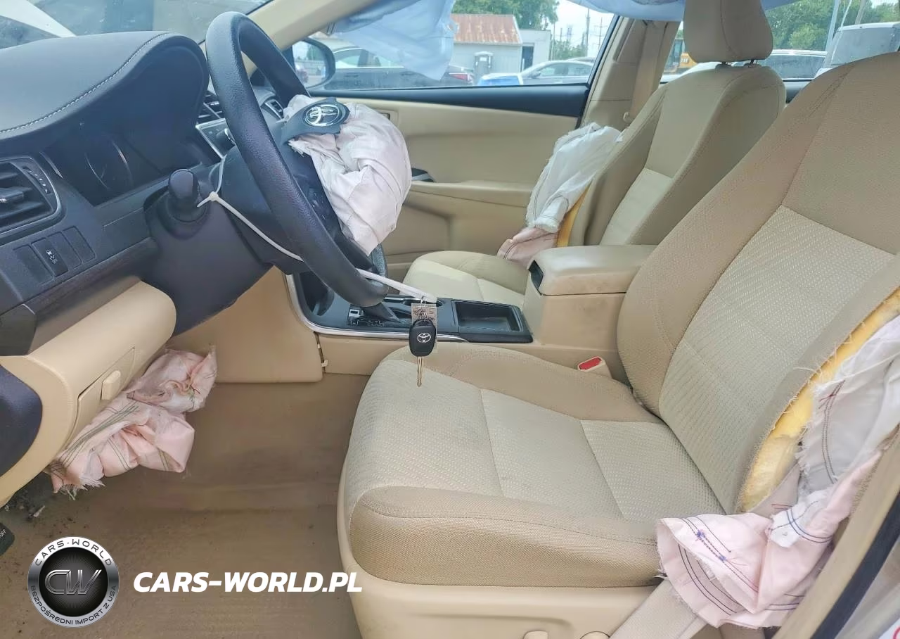 2016 Toyota Camry Le VIN:4T4BF1FK7GR537930 - 7