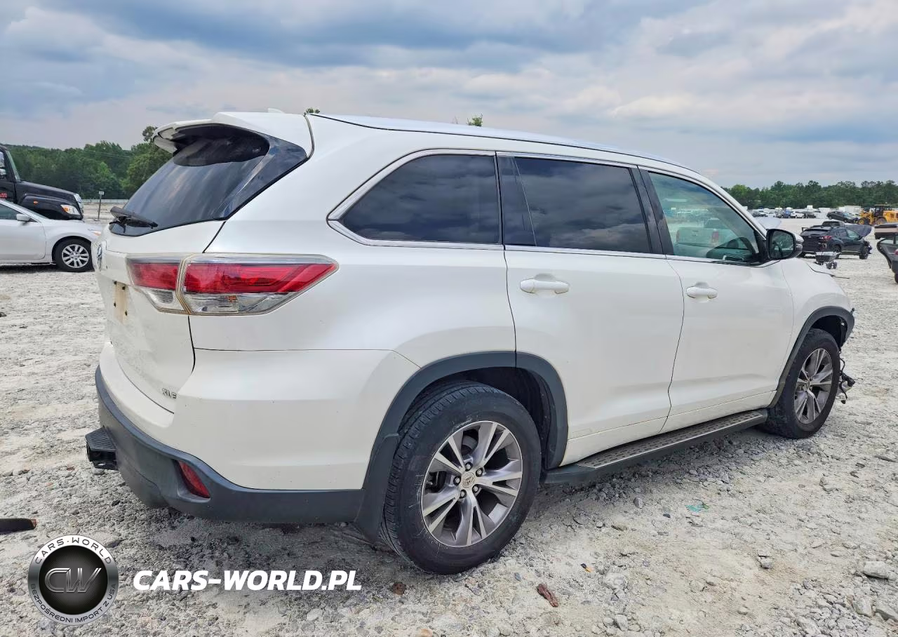 2014 Toyota Highlander Xle VIN:5TDKKRFH9ES037699 - 3