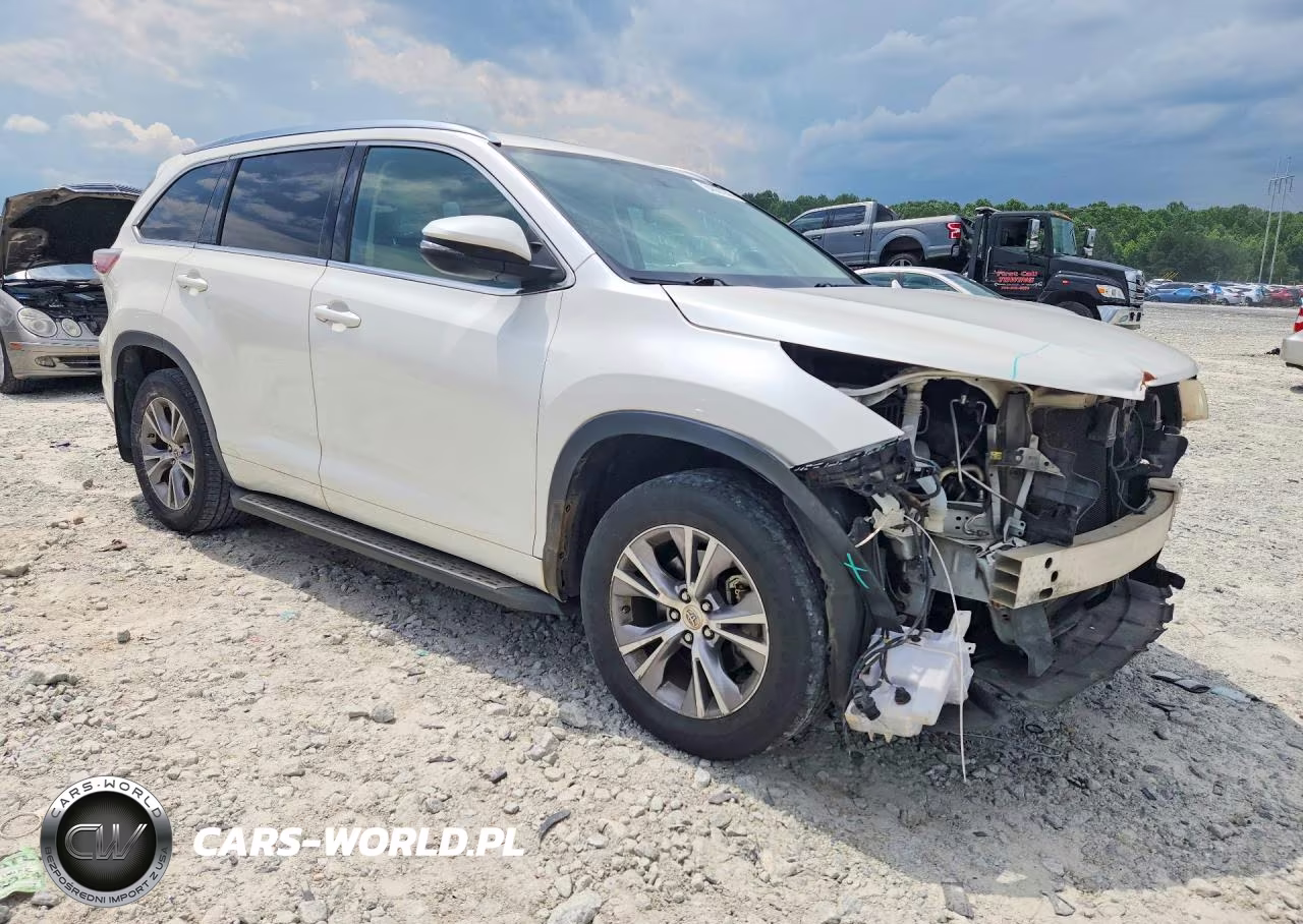2014 Toyota Highlander Xle VIN:5TDKKRFH9ES037699 - 4