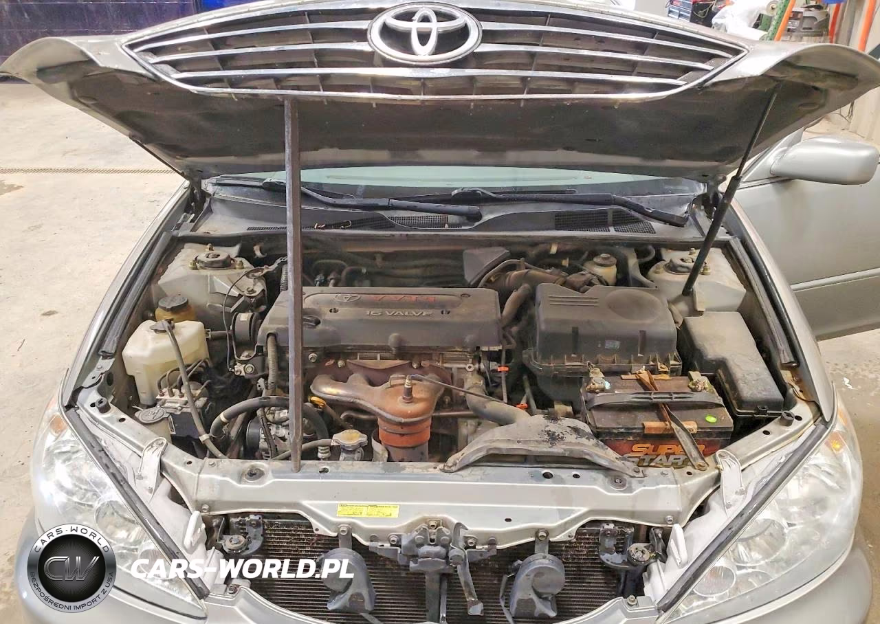 2005 Toyota Camry Le VIN:4T1BE32K95U575882 - 11
