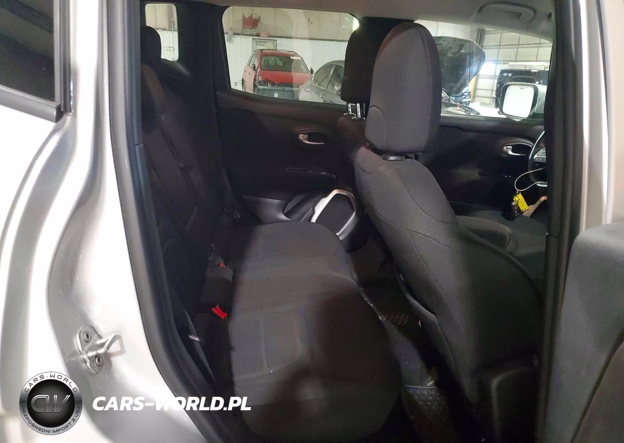 2018 Jeep Renegade Latitude VIN:ZACCJBBB0JPH23251 - 11